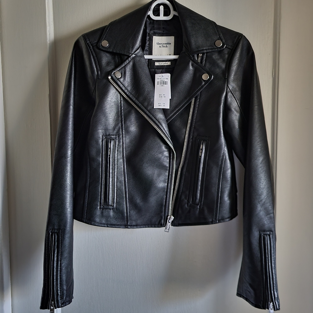 Abercrombie & Fitch XS Cropped Moto Jacket Vegan Leather
